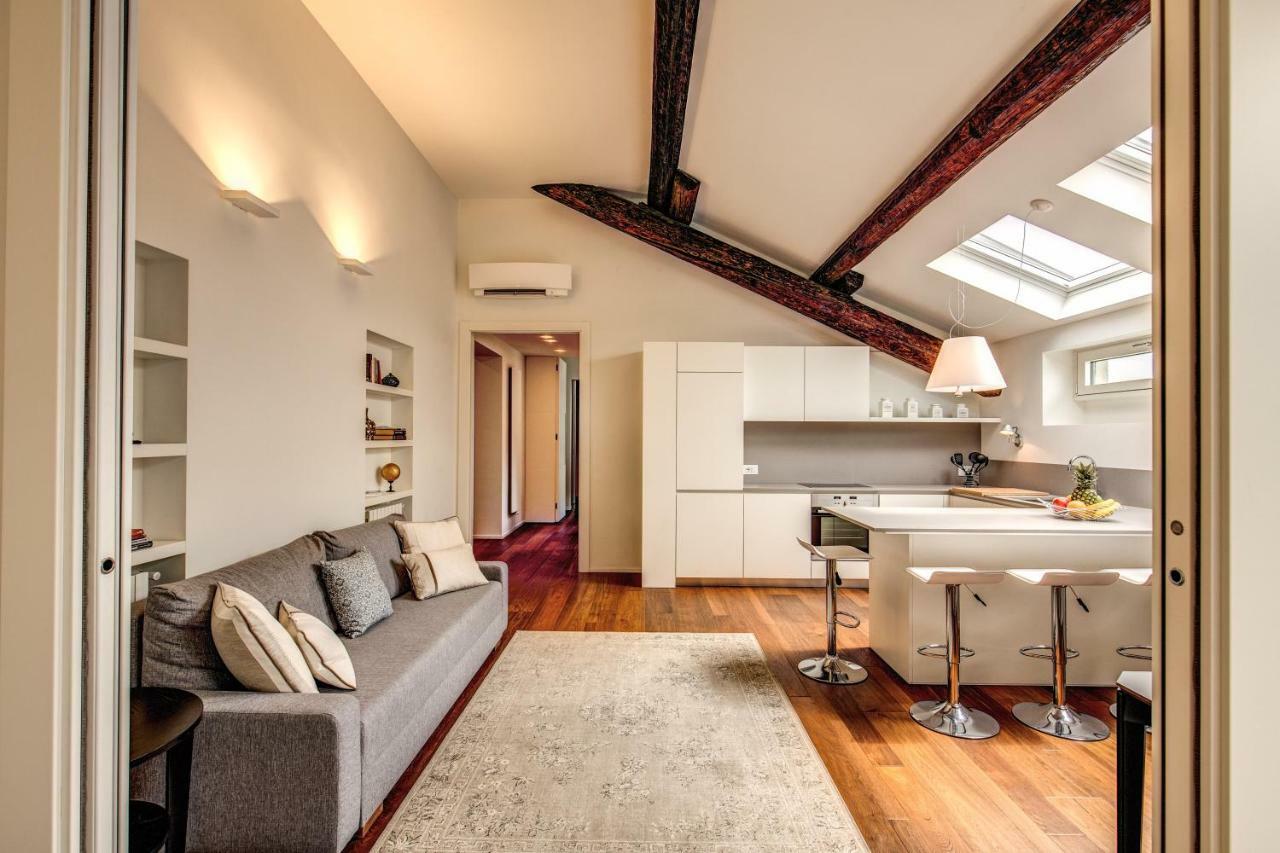 Luxurious Apartment In Milán Exterior foto